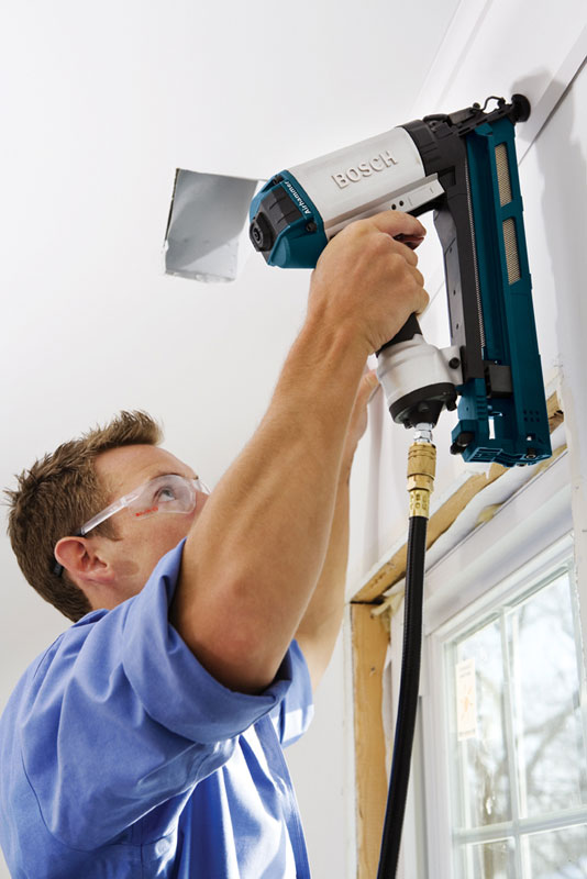 Bosch FNA25015 15 Gauge Angled Finish Nailer Power Finish Nailers