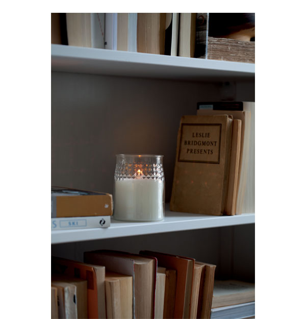 Energizer TJS1DL106 LED Flameless Wax Glass Jar in Realistic Flame Pumpkin Orange