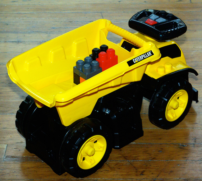 Mega Bloks Cat 3 In 1 Ride On Dump Truck Toys & Games