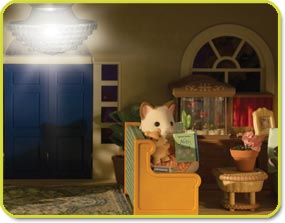 Calico Critters Cloverleaf Manor - light