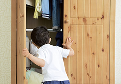 wardrobe & dressers