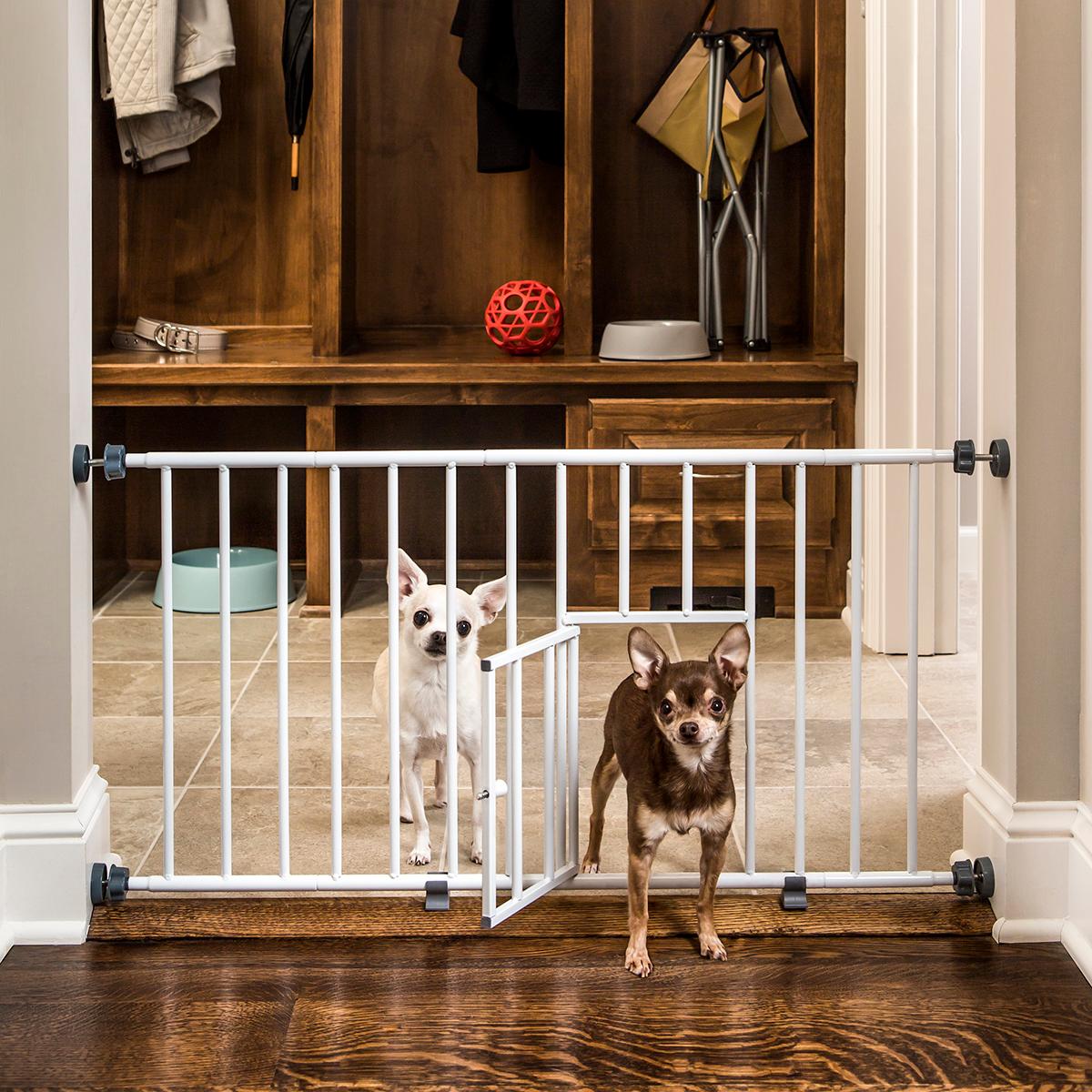 Carlson Mini Adjustable 73cm to 96cm Pet Gate, Pressure Mount with 15cm