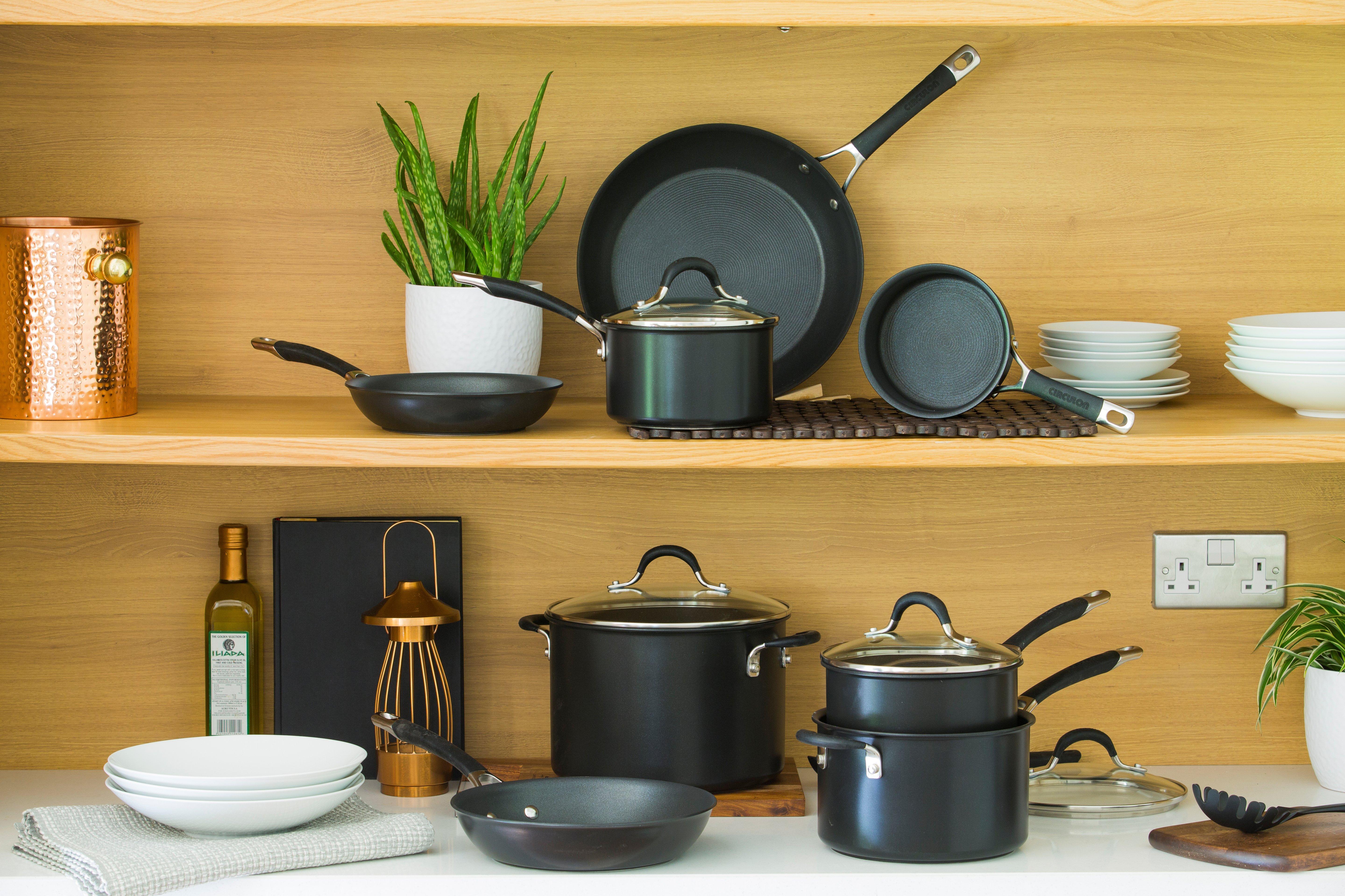 Circulon Momentum Milk Pan, Saucepans and Fry Pan, Black, Set of 5