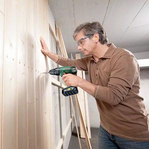 Der Akku-Schlagbohrschrauber eignet sich für anspruchsvolle Schraub-,Bohr-und Schlagbohranwendungen.