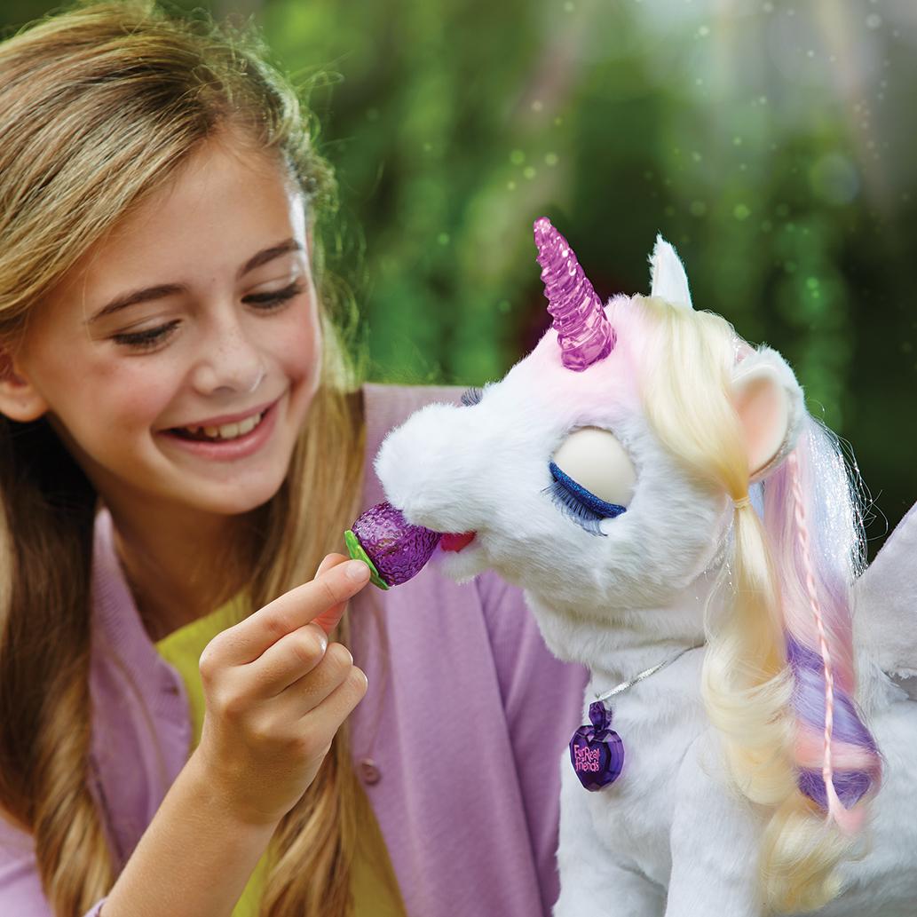 Hasbro FurReal Friends B0450100 StarLily, elektronisches Einhorn