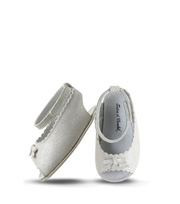 chaussure de petite fille