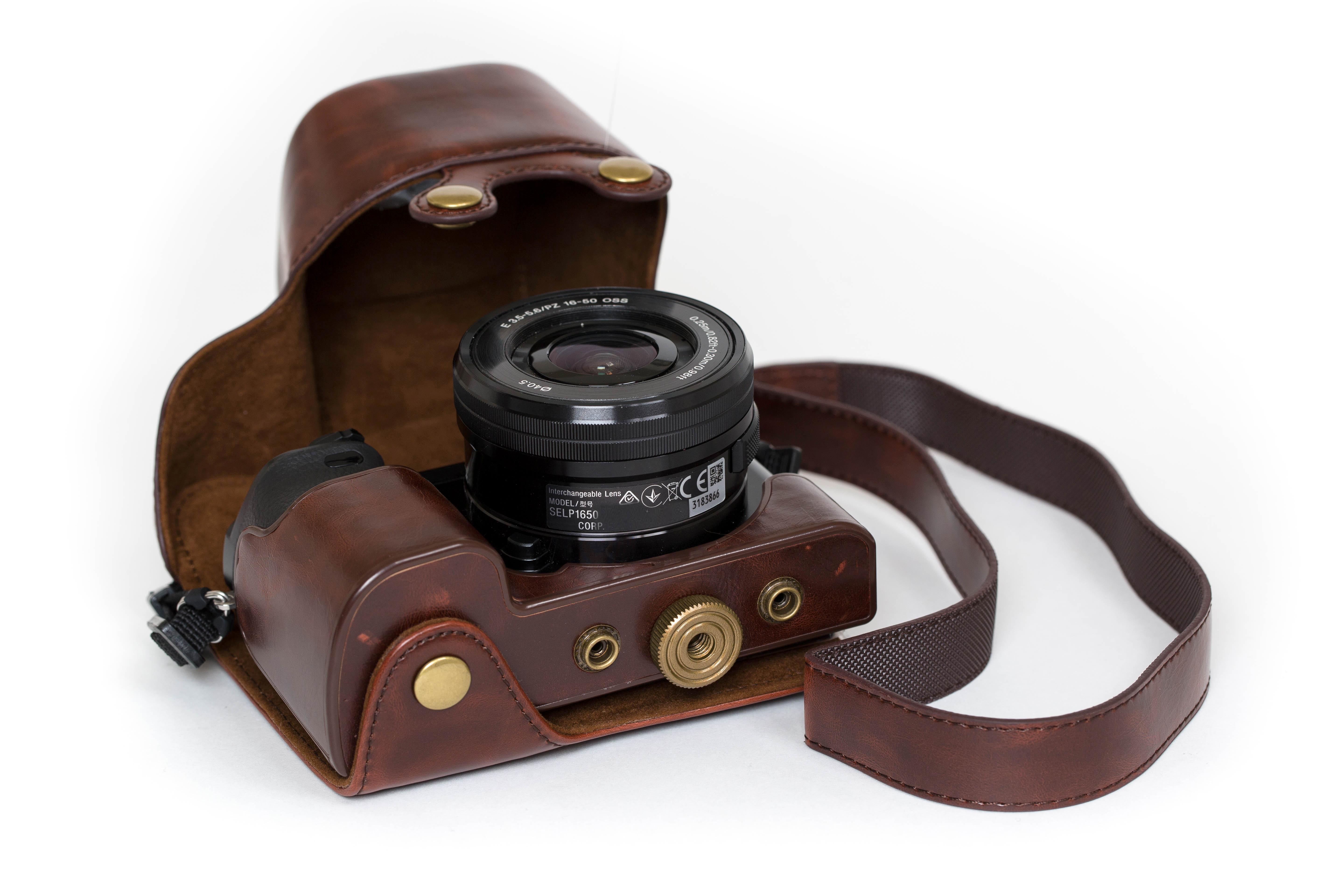 MegaGear "Ever Ready" Leather Camera Case Easy to Install, Tripod and