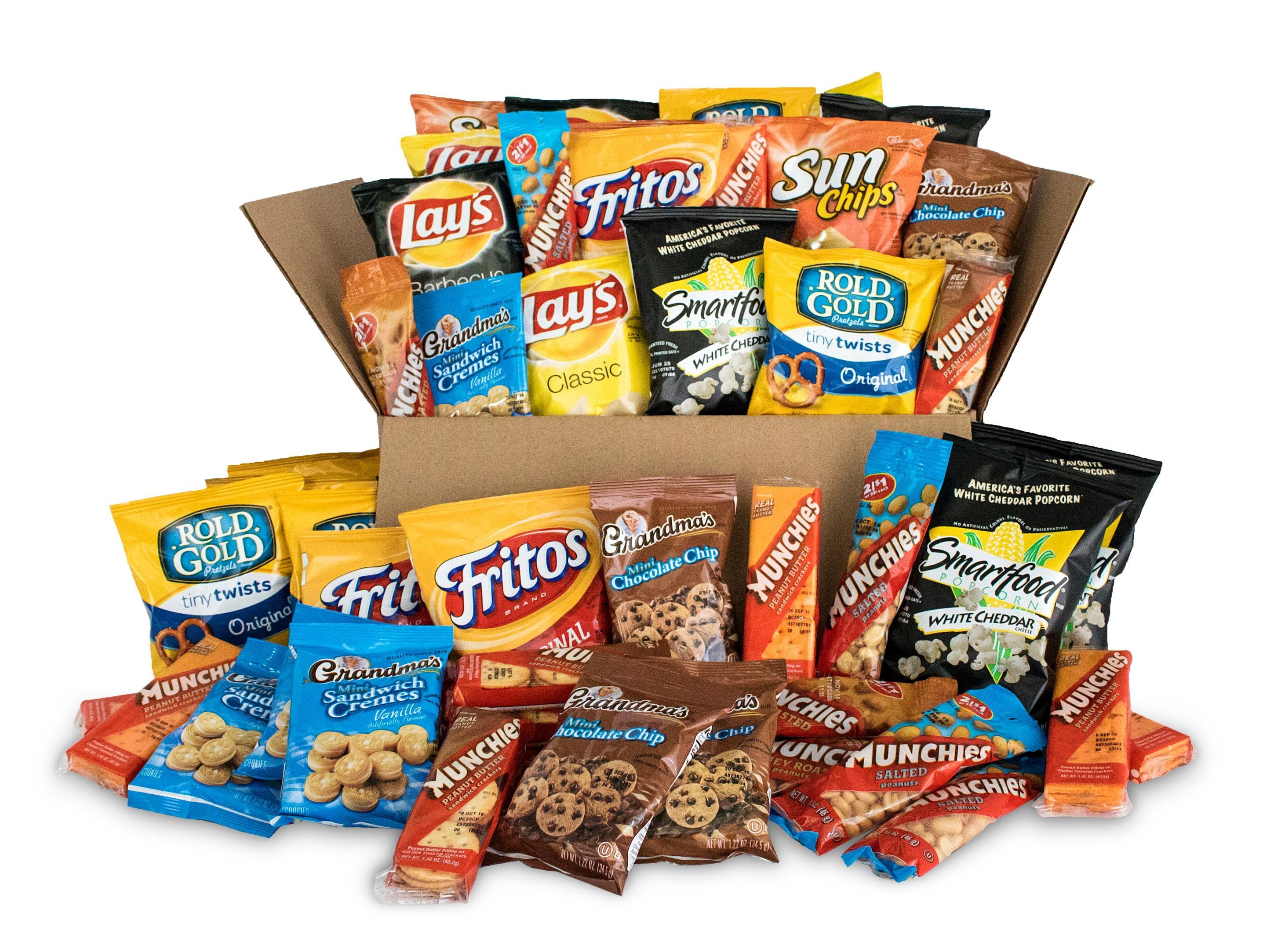 Sweet & Salty Snack Box, Variety of Cookies, Crackers, Chips & Nuts, 50 Count Pack Amazon.ca