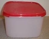 Tupperware Modular Mate Square 2 Container. Red Seal