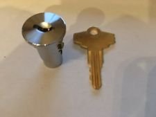 Oak - Northwestern - Komet Gumball Vending Machine Lock & Key