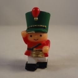 Soldier Hallmark Merry Miniature XHA3481