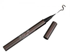 jesse's girl eyeliner