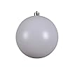 Witte kerstballen