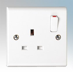 Deta S1207SDP Slimline 1 gang 13amp Switch Socket Outlet