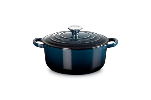Le Creuset Signature Emaillierte Gusseisen-Rundkasserolle mit Deckel, 20 cm, 2,4 Liter, Nuit