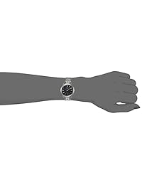 Reloj Seiko Slimline Solar Silvertone para mujer con esfera negra