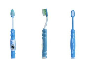 Padia Home Babykissen, für eine gesunde Kopfform, ab Geburt bis ca. 24 Monate, 100% schadstofffrei, waschbar Kissenbezüge, Memory-Schaum (khaki)% schadstofffrei, Memory-Schaum (khaki)