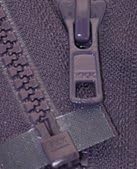 12" Vislon Zipper ~ YKK #5 Molded Plastic ~ Separating - 867 Eggplant (1 Zipper / Pack)