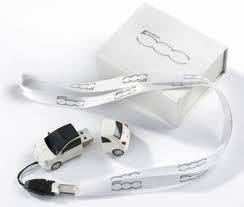 GENUINE FIAT 500 USB STORAGE DEVICE 8GB