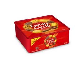 Mcvities Family Circle Family Favourites Biscuits 670g Stock Photo