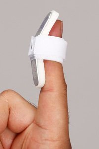 3 Pack X Tynor Aluminum Coated Anatomic designed Mallet Finger Splint ,Size - Universal,Inches Below 2-4,CM Below 5-10- Styledivahub® 3 Pack X Tynor Aluminum Coated Anatomic designed Mallet Finger Splint ,Size - Universal,Inches Below 2-4,CM Below 5-10- Styledivahub®