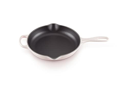 LE CREUSET Signature Gusseisen Brat- und Servierpfanne, Rund, Ø 23 cm, Für alle Herdarten inkl. Induktion geeignet, 1,93 kg, Shell Pink, 2018223777042