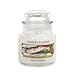 Yankee Candle Peppermint Bark Small Jar Candle, Festive Scent