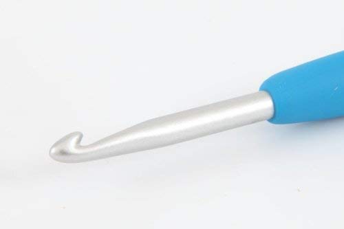 Clover 1047/H Deep Blue Amour Crochet Hook, Size H, 5.0mm