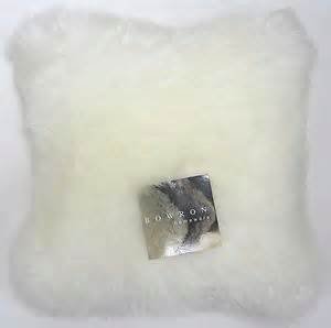 Barnscroft of Devon | Real Sheepskin Cushion | Ivory White Wool | Genuine New Zealand | 35 x 35 cm