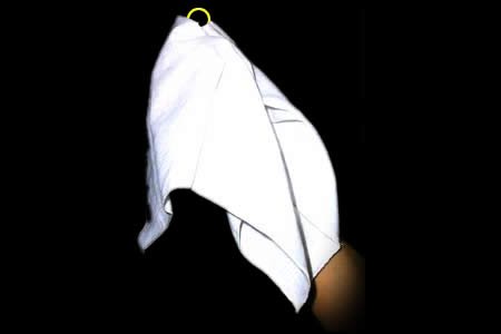 Hankerchief Vanishing Ring (White) by Bazar de Magia - Trick
