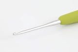 Clover Amour Crochet Hook 2.0mm 2mm Green Easy Grip Metal CL1050 view 4