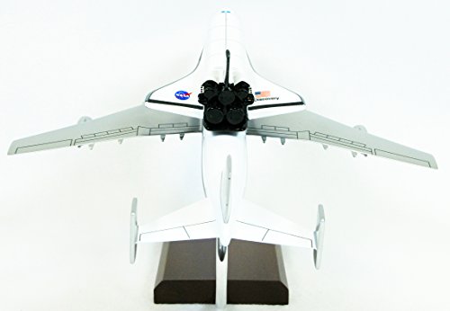 Mastercraft Collection, LLC Mastercraft Collection Boeing NASA Orbiter B747 with Shuttle Model Scale:1/200