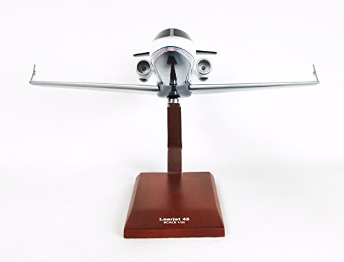 Learjet 45 - 1/35 scale model - 1/35 scale model
