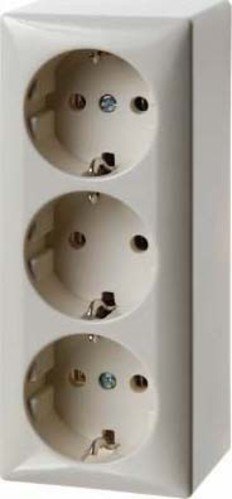 Berker Schuko socket 3-way 4040