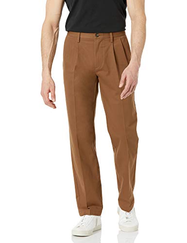 Amazon Essentials Men's Classic-Fit Wrinkle-Resistant Pleated Chino Pant, Dark…