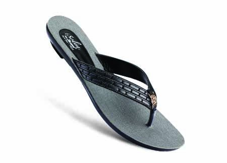 paragon women's black slippers (7923)
