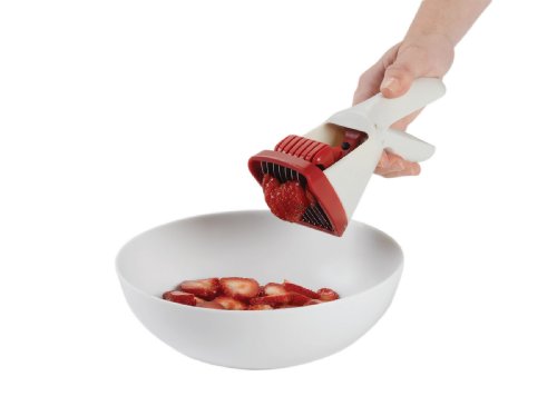 Chef'n Strawberry Slicester Hand-Held Strawberry Slicer, 8 long - 102-143-005 - Thumbnail 2