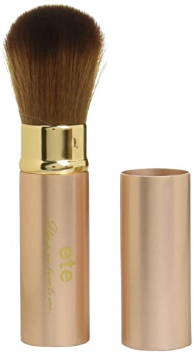 MORE 2020年4月号 画像 B