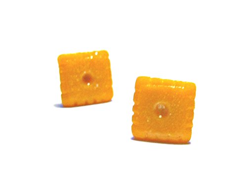 Cheese Cracker Stud Earrings - Tiny Food Jewelry - Thumbnail 3