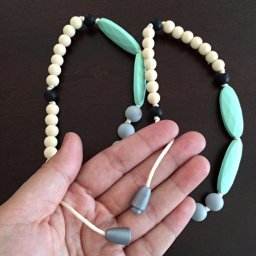 lofca Baby Toys Silicone Teething Necklace for Mom to Wear-BPA Free -Anti Flammatory,Drooling , Teething Pain Reduce Properties-Nursing Necklace Perfect for Breastfeeding Moms-'Ina'(Mint)