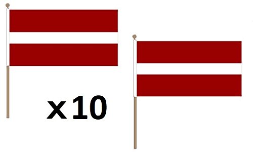 Drapeau Lettonie avec Hampe en Bois, 45cm x 30cm, Lot de 10