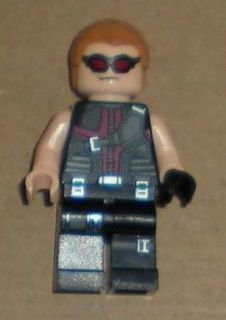 LEGO® Super Heroes: Hawkeye Minifigure