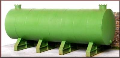 Knightwing Model Railway Single Diesel Tank With Supports - OO Gauge Plastic Kit