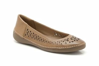 clarks casual shoes womens