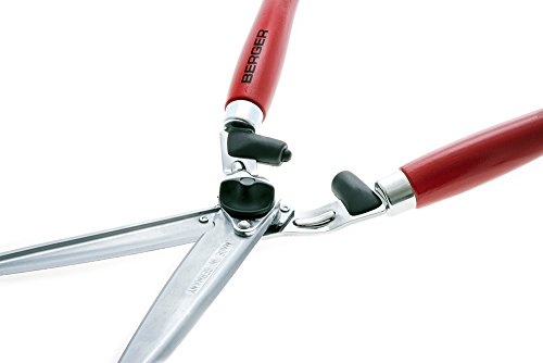 Berger hedge shear, wooden handle 4490 with straight blades, 2 sap grooves and wrist-gentle shock absorber