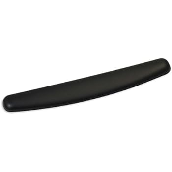 3M Gel Wrist Rest for Mouse, Soothing Gel Comfort with Durable, Easy to Clean Leatherette Cover, Antimicrobial Product Protection, 18", Black (WR309LE)