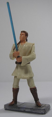 Hasbro ST WR FIG OBI WAN KENOBI holding lightsaber