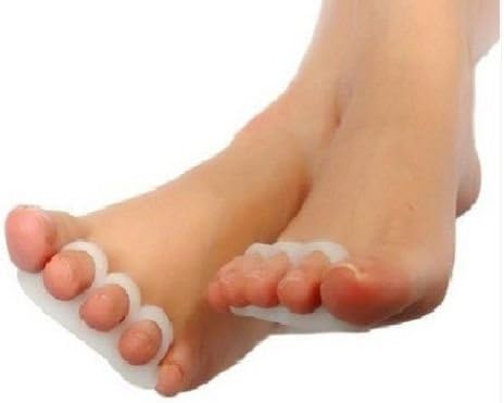 4 FootTrek™ Gel TripleToe Loop Separator/Straightener Alignment Pads Made with a Vitamin Enriched Gel/Washable & Re-usable
