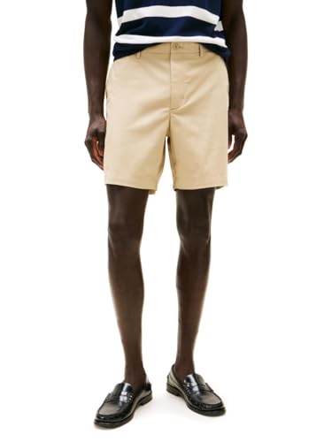 Tommy Hilfiger Men’s 1985 Straight Fit Brooklyn Short, Sandalwood 40