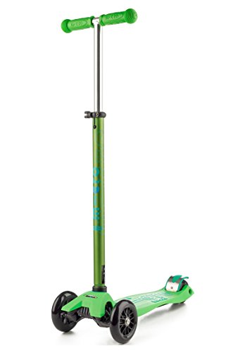 Micro Maxi Deluxe 3-Wheeled, Lean-to-Steer, Swiss-Designed Micro Scooter for Kids, Ages 5-12 - Green